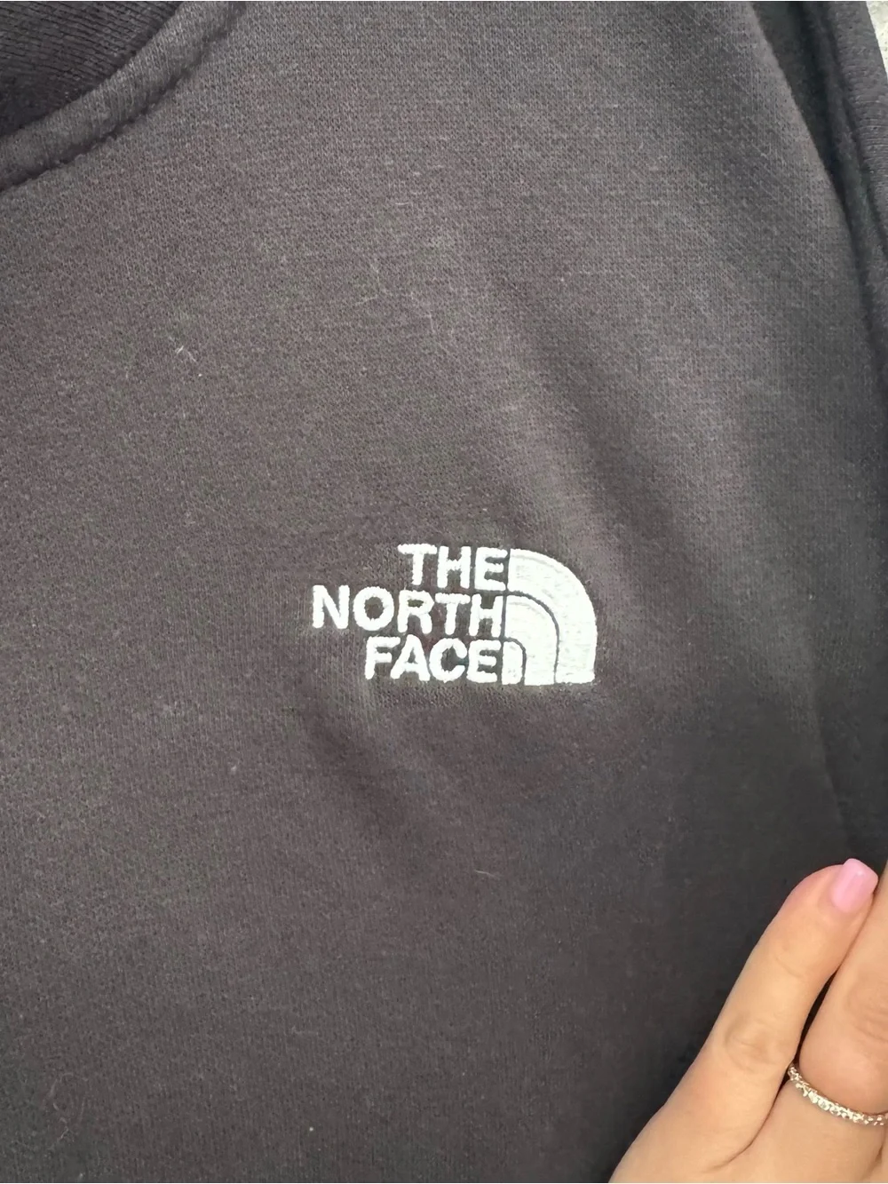 The North Face 1/4 zip fleece sweater black